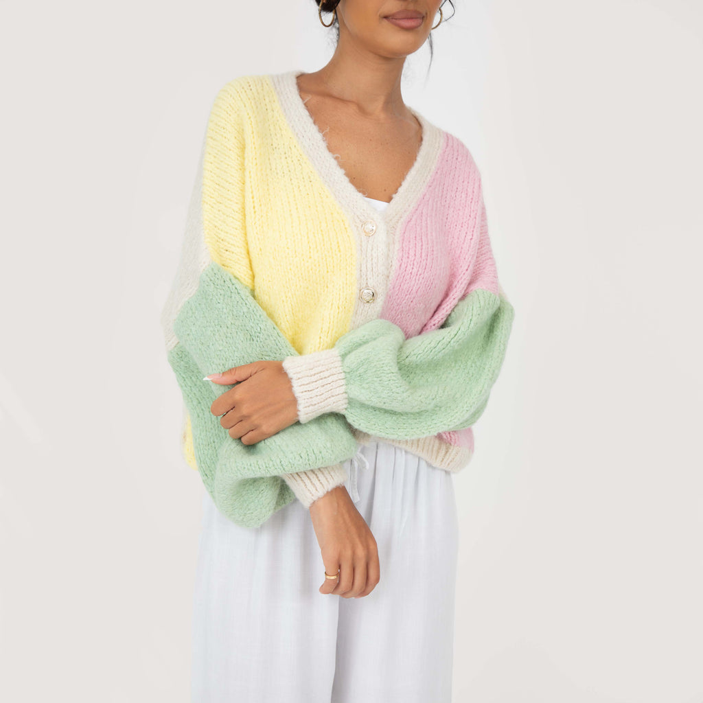 Pastell Velvet Oversized Cardigan