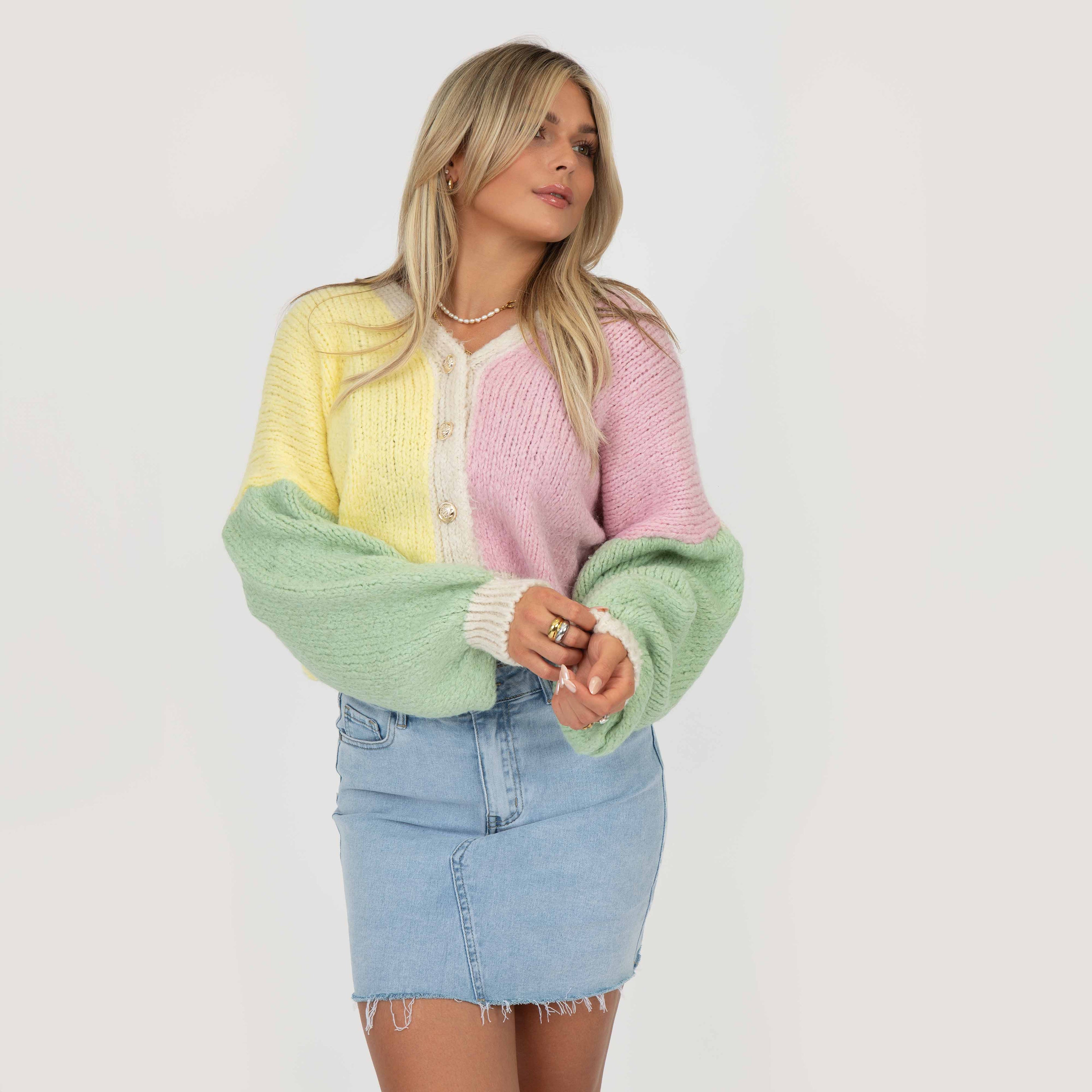 Pastell Velvet Oversized Cardigan