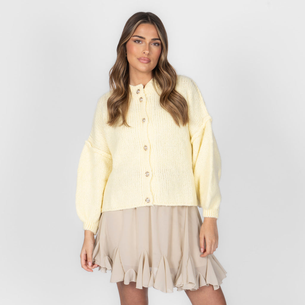 Oversized Cardigan Short "CozyGlam"