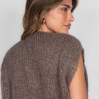 Strickweste mit Schleifen