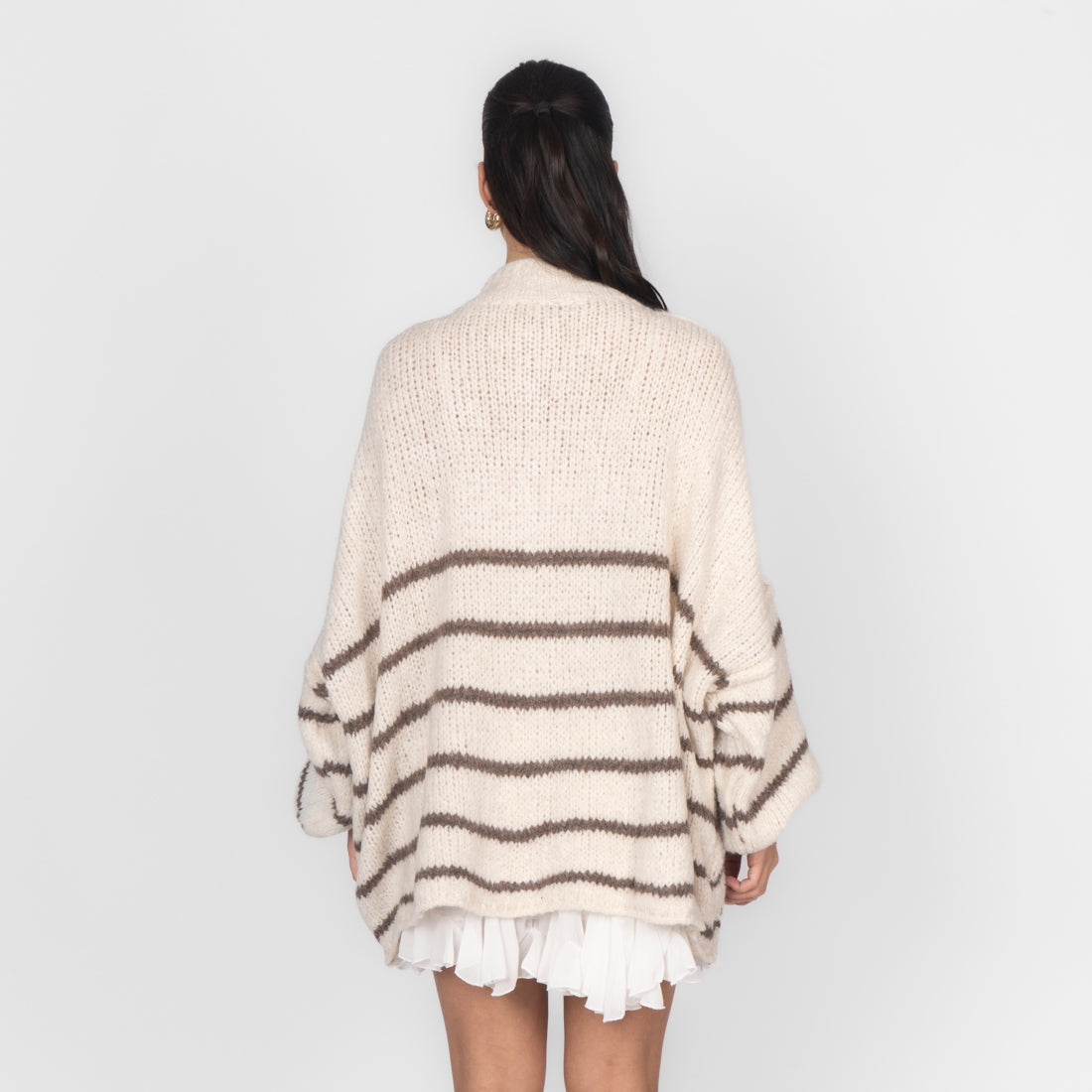 Oversized Cardigan „CozyGlam“ – Stripe Edition