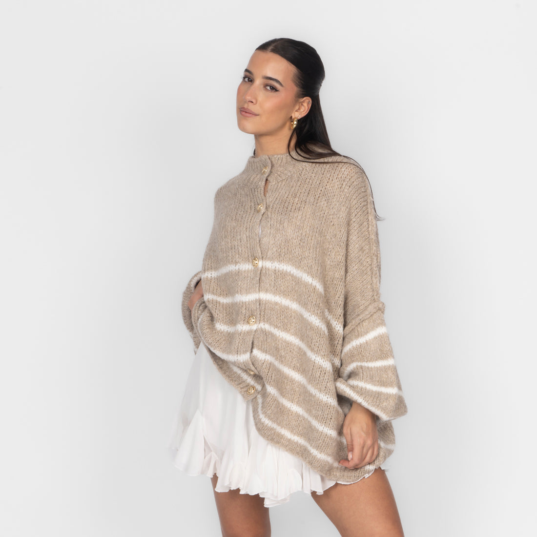 Oversized Cardigan „CozyGlam“ – Stripe Edition