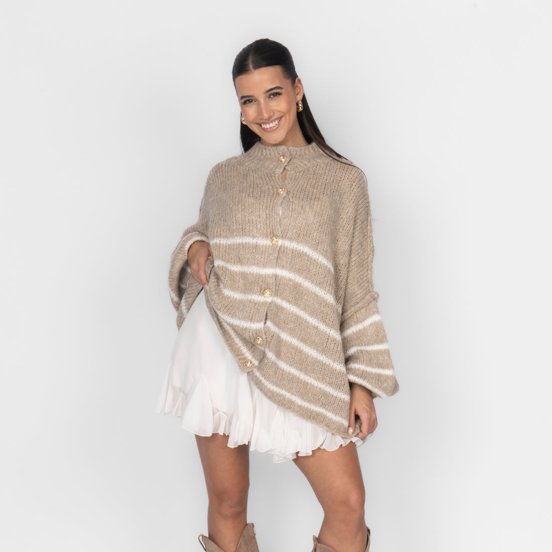 Oversized Cardigan „CozyGlam“ – Stripe Edition