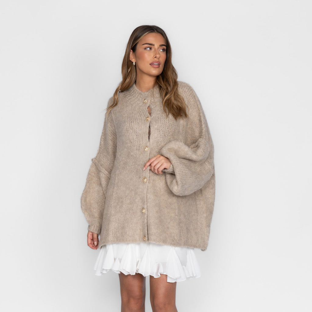 Ultra Softer Oversized Cardigan "CozyGlam"