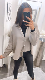 KURZE Oversize Musselin Bluse / schlamm